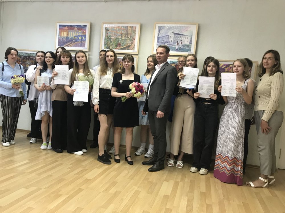 Творчество юных слутчан